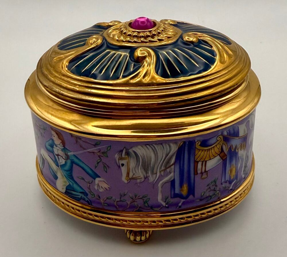Vintage House of Fabergé Franklin Mint Sleeping Beauty Music Box